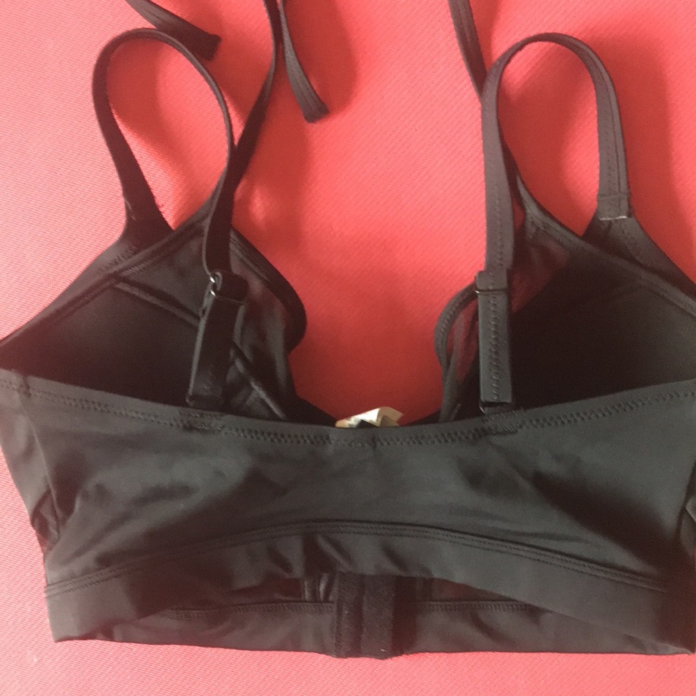 Bikini top No tags never worn. Sexy and supportive. Halter strap tie behind neck - Picture 8 of 11